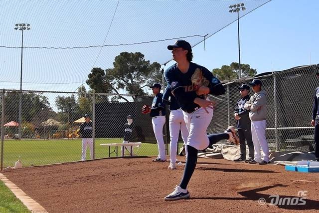 미국 애리조나 투손 CAMP 2에서 몸 만들기에 한창인 테일러. 사진=NC 제공