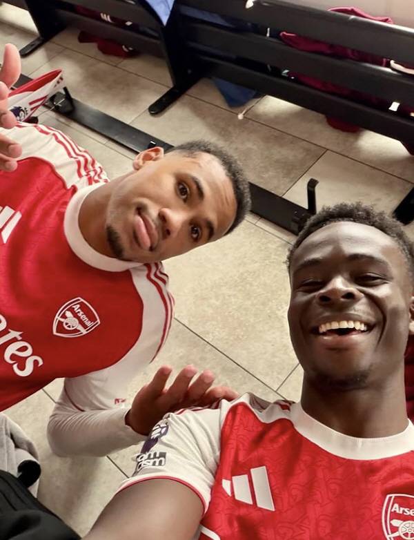 출처=부카요 사카 SNS