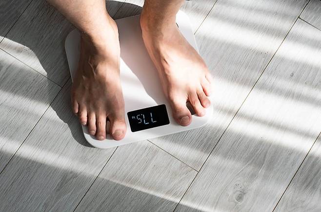 간헐적 단식이 기존 식이요법보다 체중 감량에 더 효과적이라는 근거가 부족하다는 연구 결과와 전문가 의견이 잇따르고 있다. 게티이미지뱅크 제공