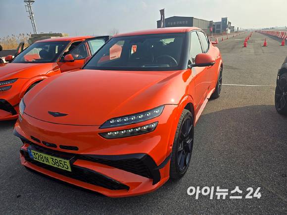 제네시스 'GV60 마그마'. [사진=김종성 기자]