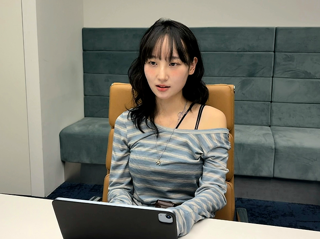 에이블리 파트너스 셀러인 문봄이 대표가 지난 12일 매경AX와 서울 서초동 일대에서 인터뷰를 진행하고 있다. [에이블리]