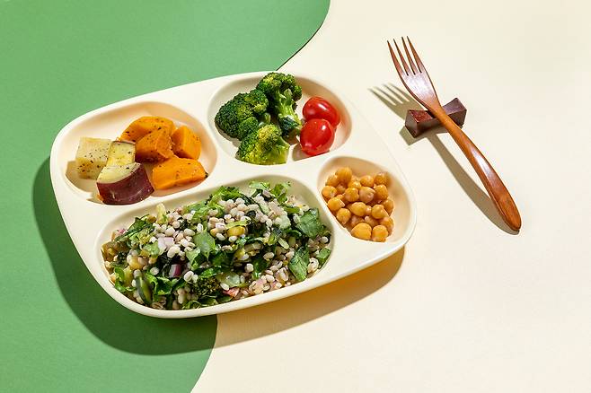 채소를 미리 조리해 반찬 형태로 냉동하면 필요할 때마다 적은 양을 조리할 때 유리하다. 클립아트코리아 제공