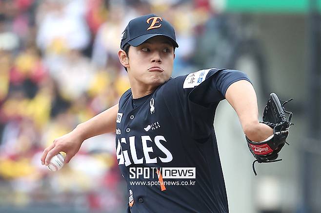 ▲ 문동주라는 리그 에이스급 선수를 확보한 한화는 영건들의 추후 선발 경쟁이 큰 화제를 모을 팀이다 ⓒ곽혜미 기자
