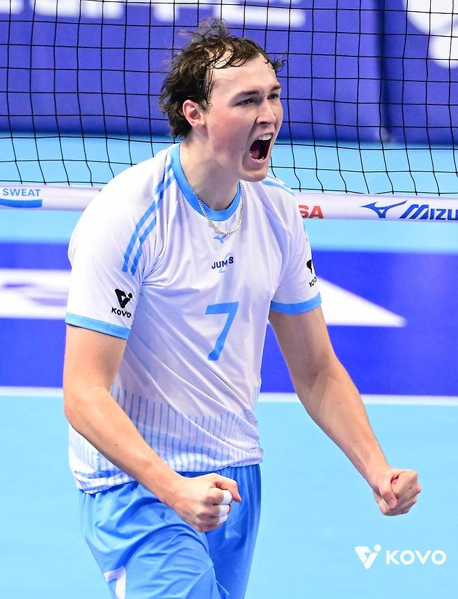 득점 후 기뻐하는 대한항공의 이든  [한국배구연맹 제공. 재판매 및 DB 금지]