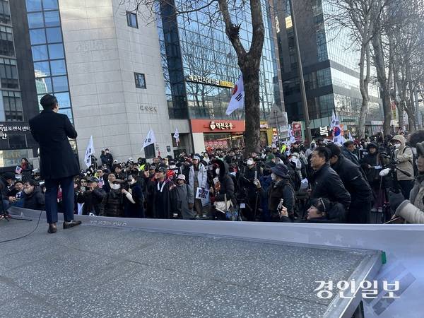 내란 우두머리 혐의를 받는 윤석열 전 대통령이 1심에서 무기징역이 선고받았다. 2026.2.19 /목은수기자 wood@kyeongin.com