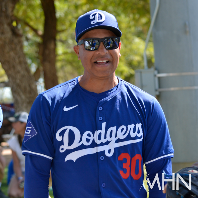 (데이브 로버츠 LA 다저스 감독)