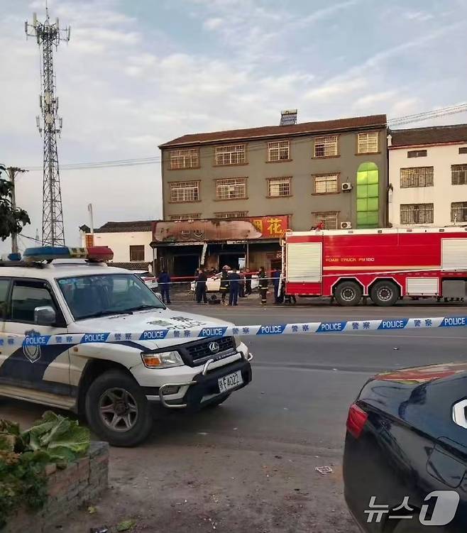 18일 중국 후베이성 이청시 폭죽 소매점에서 폭발 사고가 발생했다. (웨이보 갈무리)