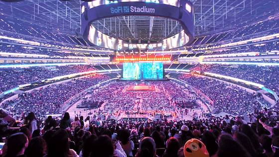 2021년 1월 미국 로스앤젤레스(LA) 소파이 스타디움에서 열린 방탄소년단(BTS) 콘서트.[연합뉴스]