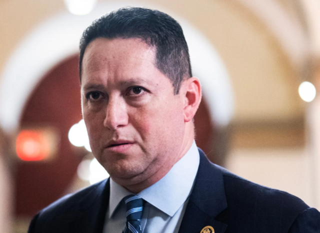 토니 곤잘레스 미 하원의원. 텔레그래프