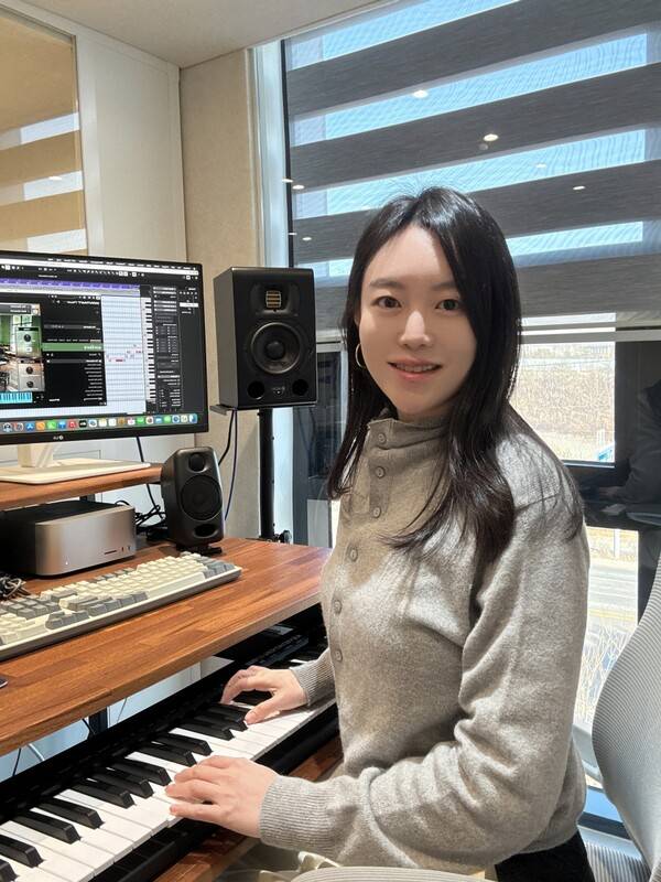 ▲ 허도가&nbsp;설립한 K-트로트&nbsp;전문 연예기획사&nbsp;허프로덕션에 합류한 작곡가 이하나. 제공|허프로덕션