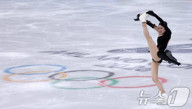 피겨 이해인이 19일(현지시간) 이탈리아 밀라노 아이스스케이팅 아레나에서 열린 2026 밀라노·코르티나담페초 동계올림픽 피겨 스케이팅 여자 싱글 프리 스케이팅에서 연기를 펼치고 있다. 2026.2.20 ⓒ 뉴스1 김성진 기자