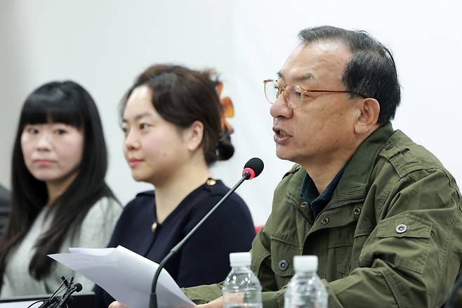 국민의힘 이정현 공천관리위원장이 20일 서울 여의도 국민의힘 중앙당사에서 열린 제9회 전국동시지방선거 중앙당 공관위 제1차 회의에 참석해 발언하고 있다. /연합뉴스.