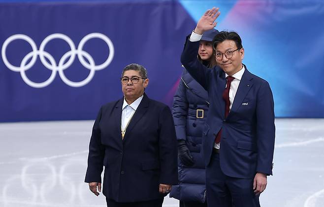 원윤종의 당선과 함께 한국은 김재열 국제빙상경기연맹(ISU) 회장 겸 IOC 집행위원과 더불어 2명의 IOC 위원을 보유하게 됐다. 뉴스1