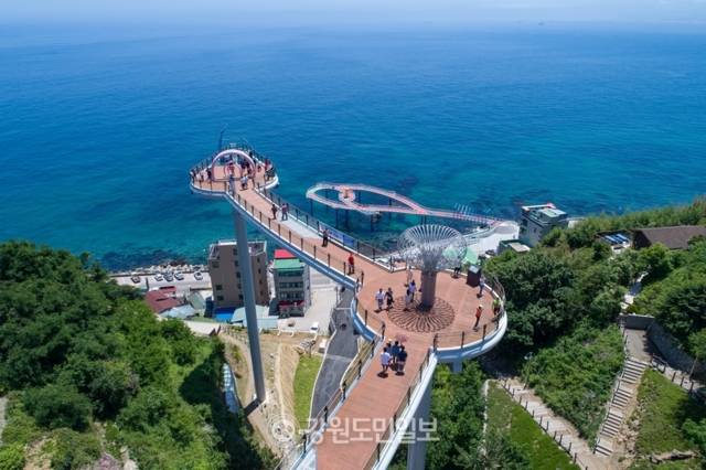 ▲ 동해 도째비골스카이밸리와 무릉별유천지가 ‘2025-2026 한국관광 100선’에 선정됐다. 사진은 동해 도째비골스카이밸리 모습.