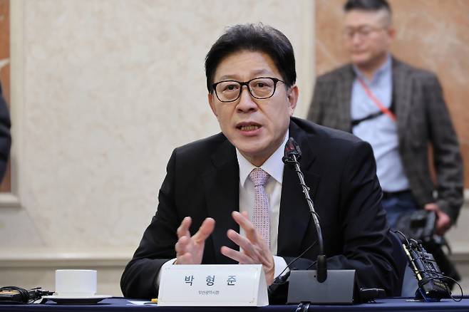 박형준 부산시장이 공식 행사에 참석해 발언하고 있다. 부산시 제공