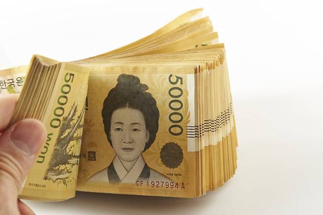 고액 자산가일수록 투자에서 ‘지식 습득’과 ‘일관된 태도’ 등 기본을 중요하게 생각하는 것으로 나타났다. GETTYIMAGES