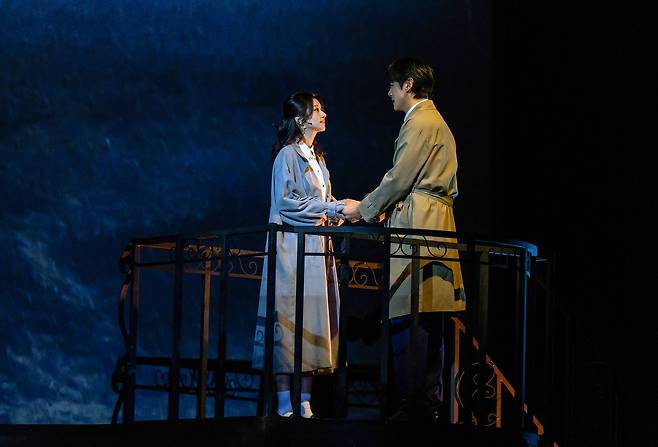 연극 '사의 찬미' [사진 쇼앤텔플레이]