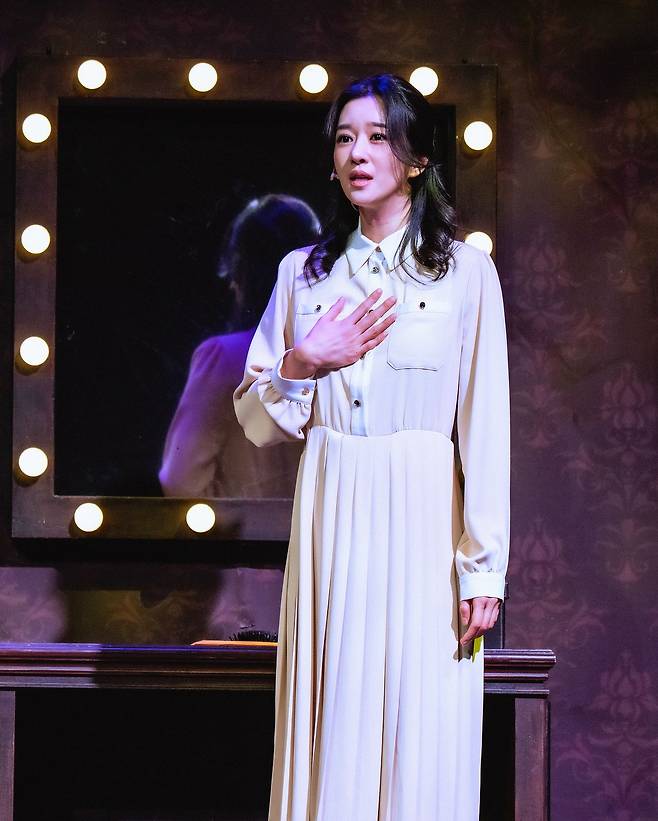 연극 '사의 찬미' [사진 쇼앤텔플레이]