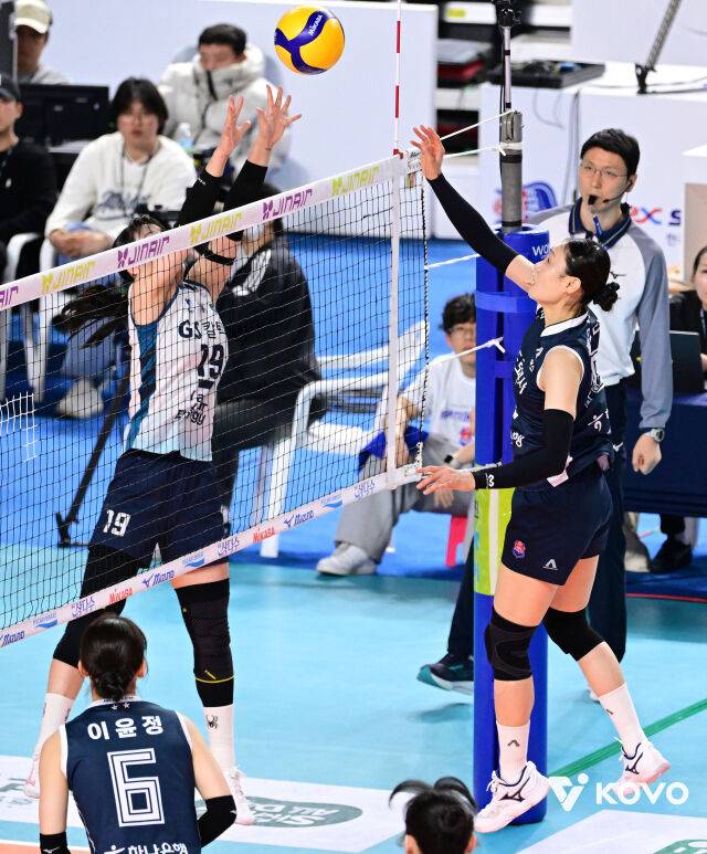 한국도로공사 배유나/KOVO