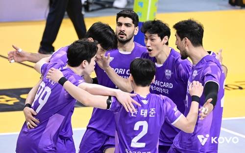 득점 후 기뻐하는 우리카드 선수들 [한국배구연맹 제공. 재판매 및 DB 금지]
