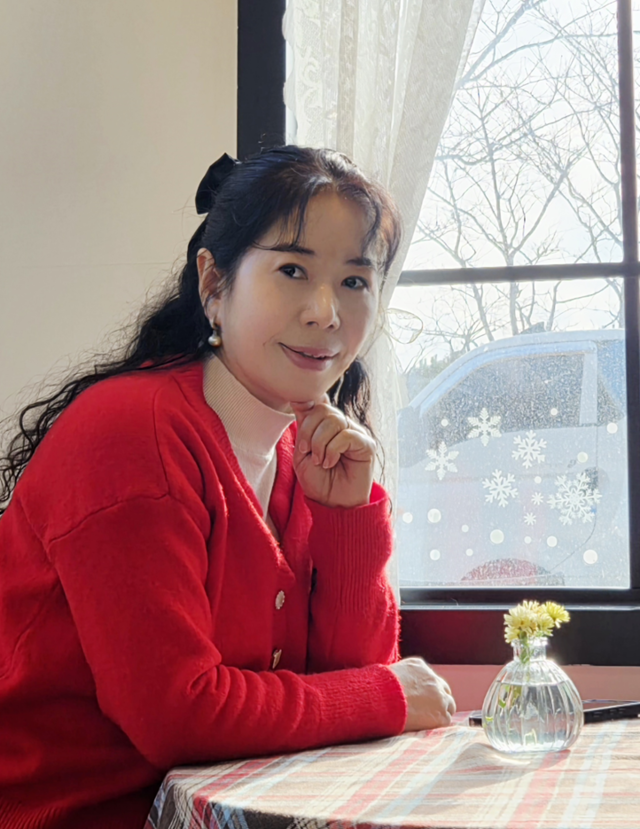 구미와 대구 등지에서 활동하고 있는 류숙자 시인. 류숙자 제공