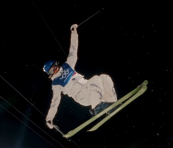 금메달을 획득한 구아이링(사진=밀라노 동계올림픽 공식 SNS)