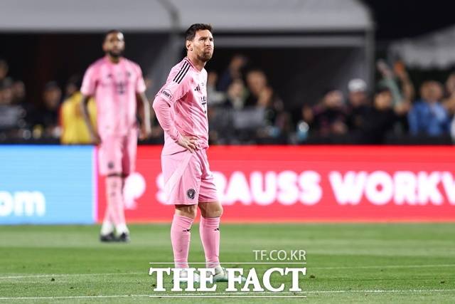 풀타임을 소화했지만 0-3 완패를 막지 못한 인터 마이애미의 리오넬 메시./LA=AP.뉴시스