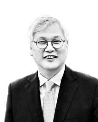 이희옥 성균관대 정치외교학과 명예교수