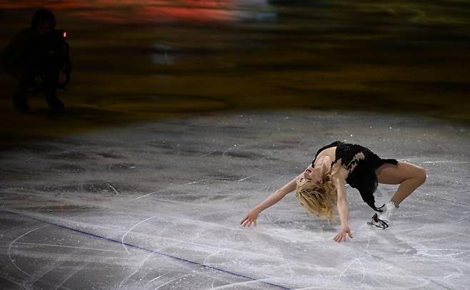 여자 피겨 5위를 한 미국 앰버 글렌의 연기.