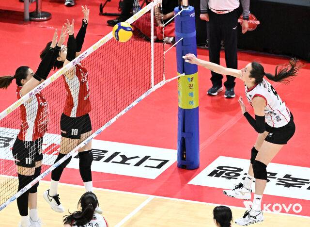 공격하는 자네테./KOVO