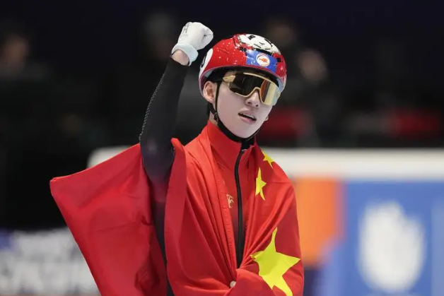 ▲ 2018 평창 동계올림픽에서 태극마크를 달고 남자 쇼트트랙의 영웅으로 등극했던 임효준이 중국의 린샤오쥔 이름으로 중국의 '병기'가 되어 올림픽 무대에 돌아왔다. ⓒ 시나스포츠