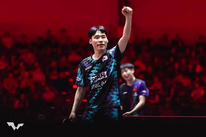 승리 후 환호하는 장우진 [WTT 인스타그램 캡처. 재판매 및 DB 금지]