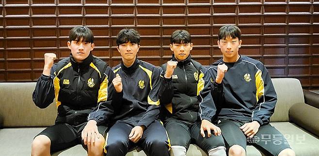 광주FC 07년생 신예 4인방, 좌측부터 김윤호, 김용혁, 정규민, 공배현