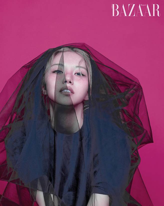 사진 하퍼스 바자 코리아 Harper’s BAZAAR 제공.