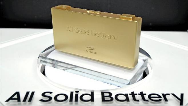 삼성SDI 전고체 배터리 모형 /삼성SDI 제공