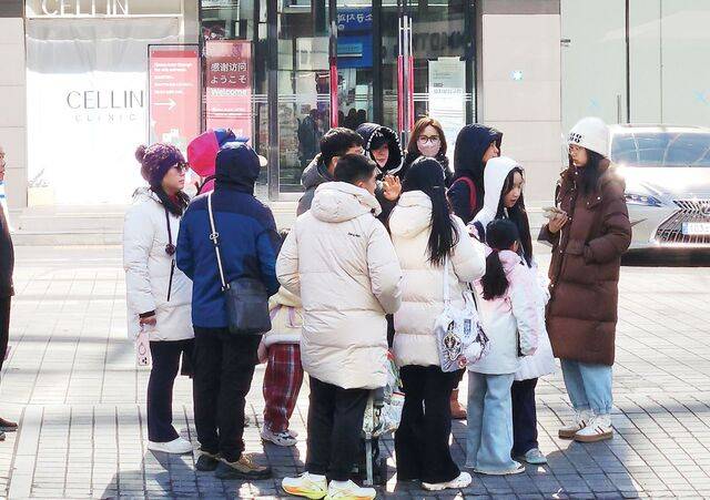 지난 19일 명동을 찾은 외국인 관광객들. 김승연 기자