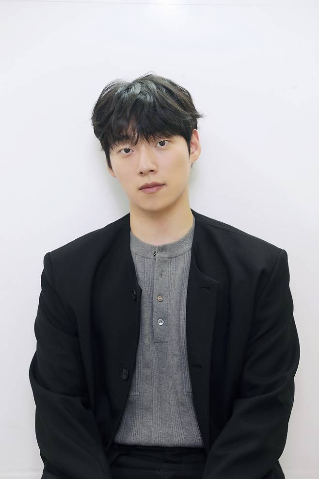배우 윤재찬 골든문 엔터테인먼트 제공
