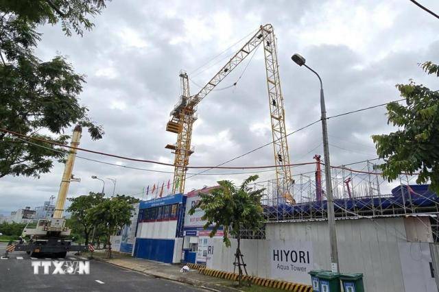 공사가 한창 진행 중인 다낭의 한 건물의 모습 [사진=베트남 통신사]
