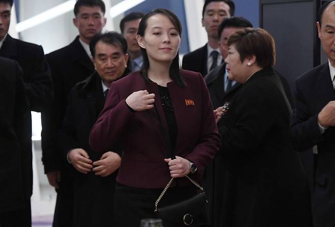 평창동계올림픽을 계기로 방남했던 김여정이 지난 2018년 2월 10일 강원 강릉시 스카이베이 경포호텔에서 열린 통일부 장관 주재 북측 고위급대표단 만찬에 참석하고 있다.뉴시스