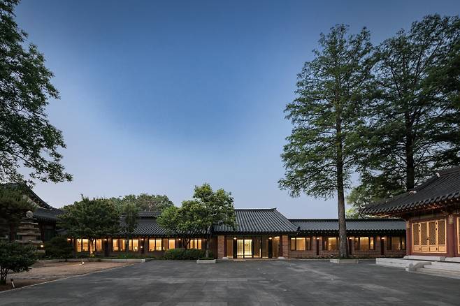 메이필드호텔 '낙원' 매장 전경.