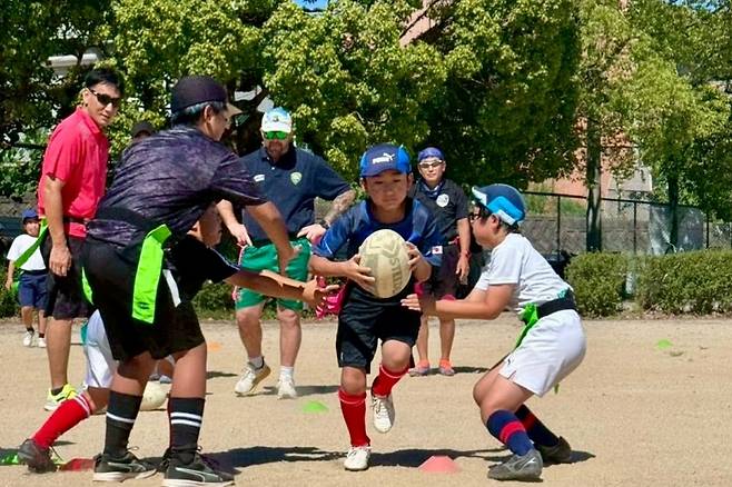 연령, 공간 등 환경의 제약이 덜한 태그럭비. 사진=국제태그연맹