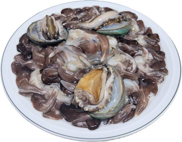 샤부샤부용으로 손질한 새조개와 전복.