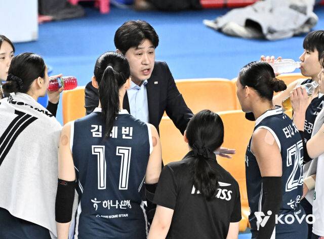 한국도로공사 김종민 감독/KOVO