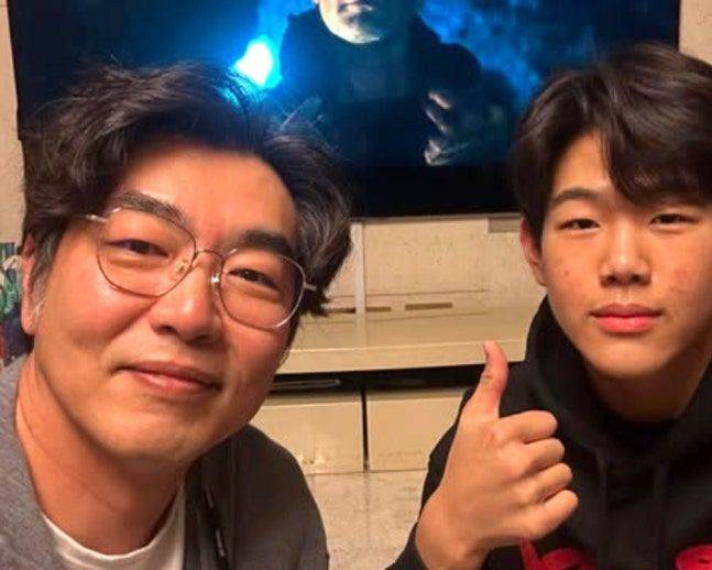 [서울=뉴시스] 이종혁과 아들 이준수 군. (사진=이종혁 인스타그램) 2025.12.04. photo@newsis.com *재판매 및 DB 금지