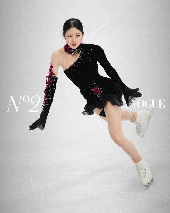 2026 밀라노·코르티나담페초 동계 올림픽 피겨스케이팅 프리스케이팅에서 연기를 펼치고 있는 이해인. /사진=보그 이탈리아 공식 SNS