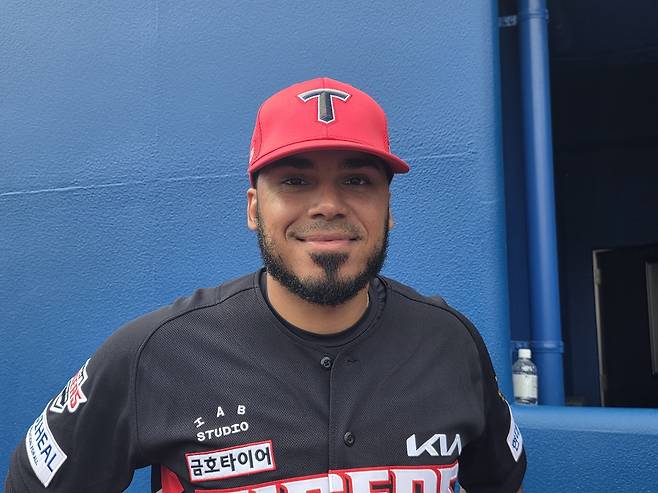 KIA 타이거스 새 외국인 타자 해럴드 카스트로 [촬영 이대호]