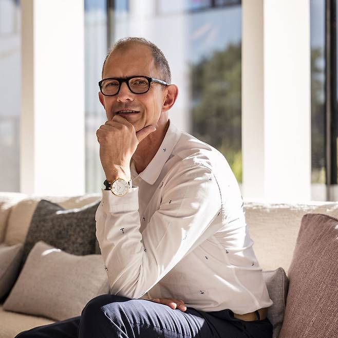 라이너 베르나르 반클리프 아펠 워치메이킹 연구개발(R&D) 디렉터. 사진 반클리프 아펠