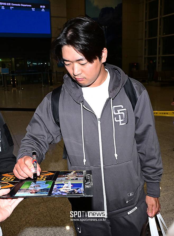 ▲ 올 시즌을 앞두고 디트로이트와 다시 마이너리그 계약을 한 고우석은 첫 시범경기부터 홈런 두 방을 얻어맞는 등 부진을 보여 우려를 사고 있다 ⓒ곽혜미 기자