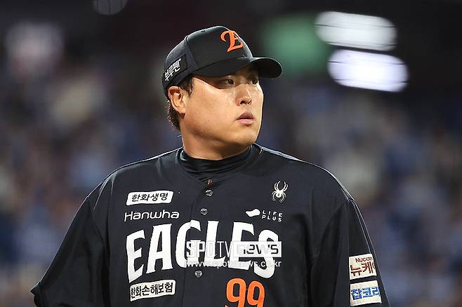 ▲ 한화는 지난 4년간 외부 시장을 부지런히 누비며 전력 강화에 힘을 쏟았고, 류현진과 8년 170억 원에 계약한 것은 구단이 굳은 의지를 보여줬다는 평가를 받았다 ⓒ곽혜미 기자