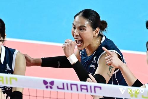 한국도로공사의 아시아 쿼터 선수 타나차(중앙) [한국배구연맹 제공. 재판매 및 DB 금지]